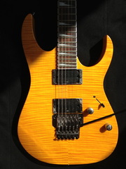 Электрогитара IBANEZ RG 320 DXFM за 15000р.